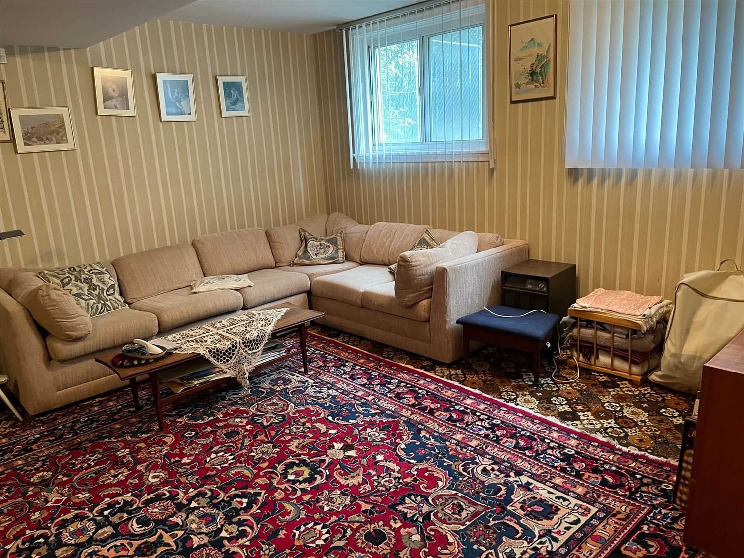Listing Image 7