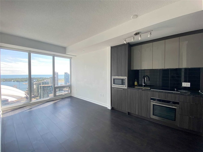 4801 - 125 Blue Jays Way, Toronto, M5V0C4 | Image 2