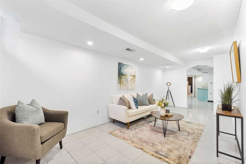 Bsmt - 72 Montrose Ave, Toronto, M6J2T7 | Image 2