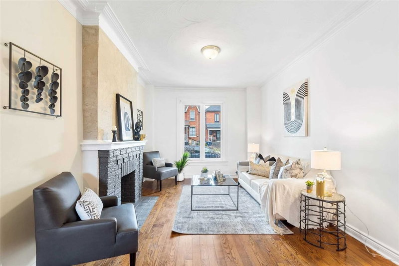 Upper - 72 Montrose Ave, Toronto, M6J2T7 | Image 3