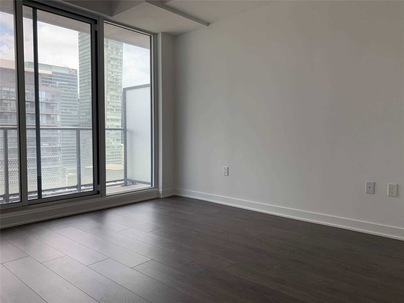 3310 - 125 Blue Jays Way, Toronto, M5V0C4 | Image 3