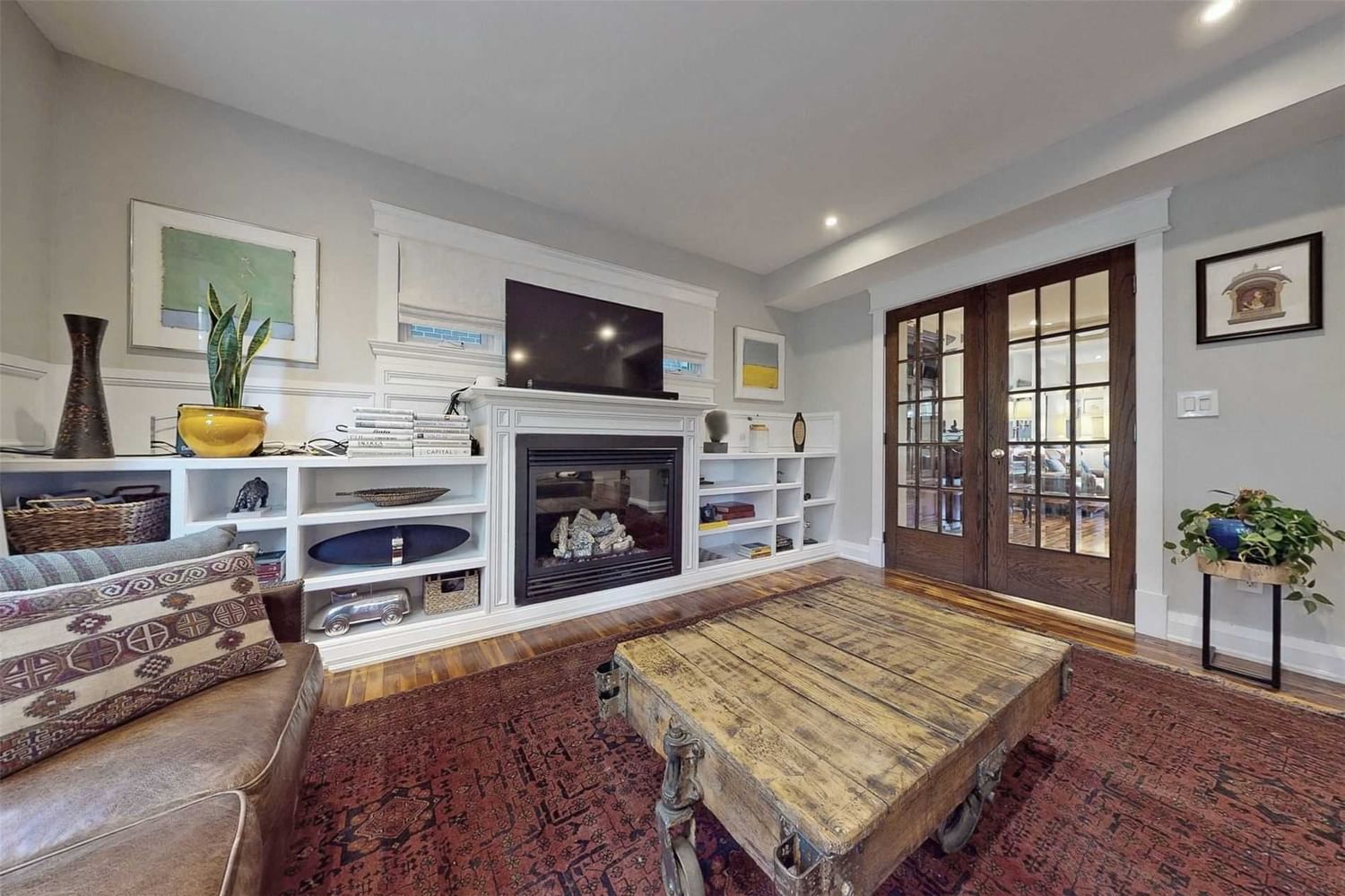 Listing Image 7