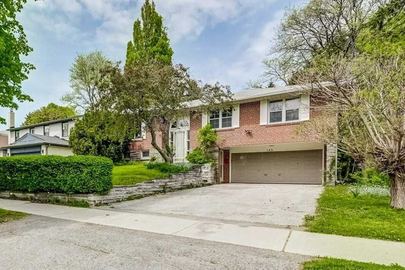 145 Fenn Ave, Toronto, M2P 1X8 | Image 2