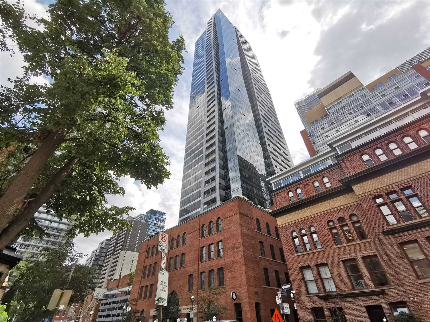 Condo leased at 2005-5 St Joseph Street, Toronto, Bay Street Corridor, M4Y1J6 - MLS: C5756036