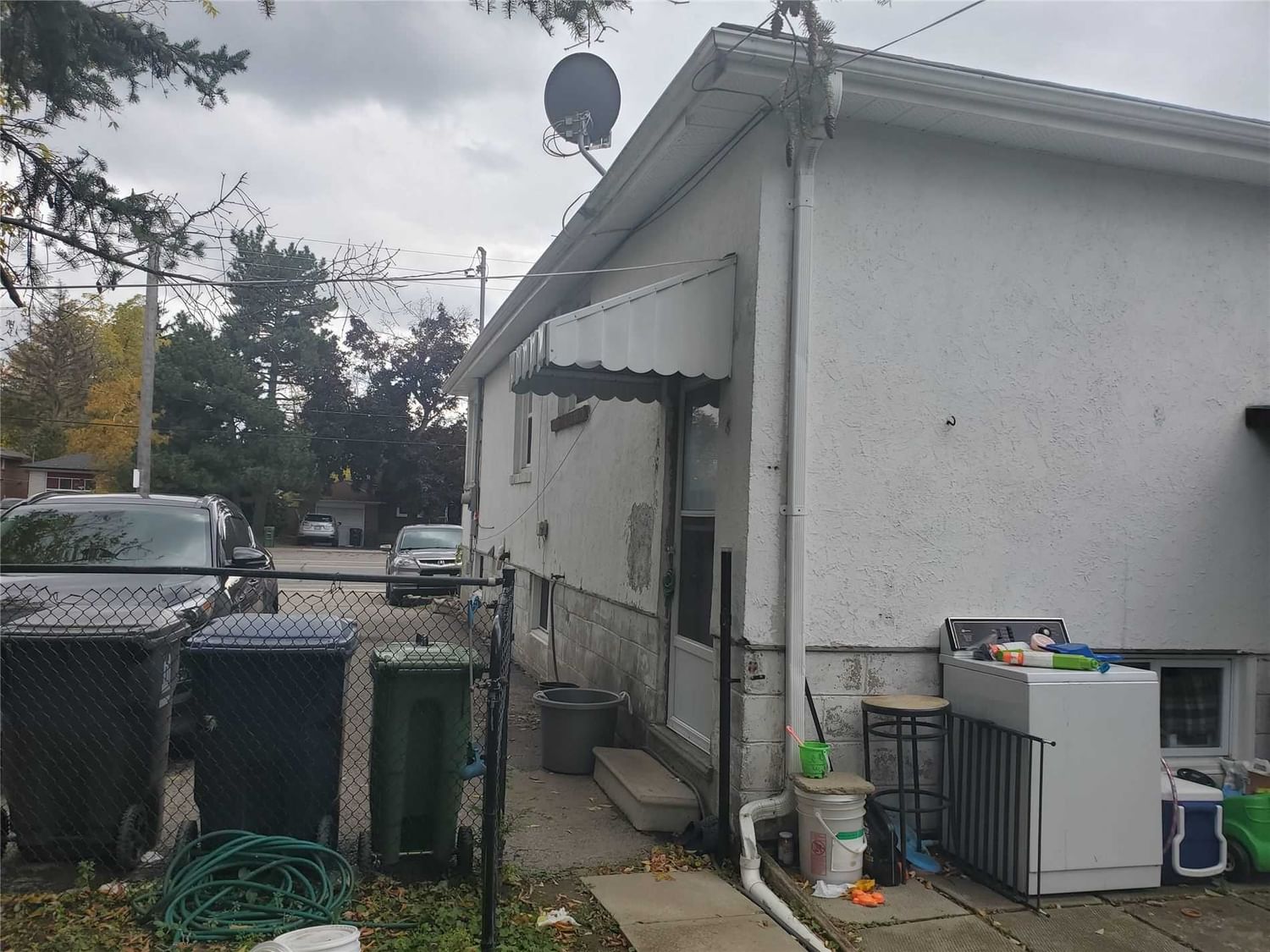 Listing Image 7