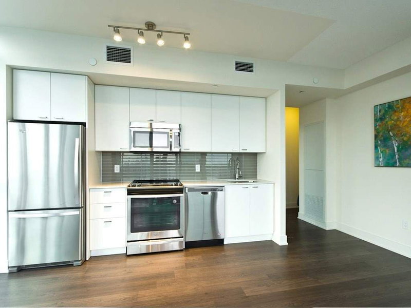 2902 - 30 Roehampton Ave, Toronto, M4P0B9 | Image 3