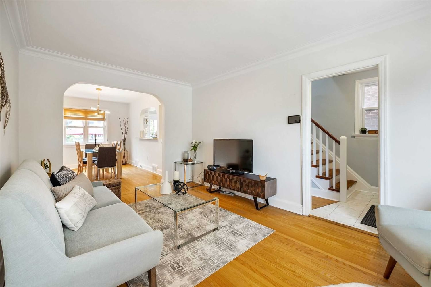 Listing Image 7