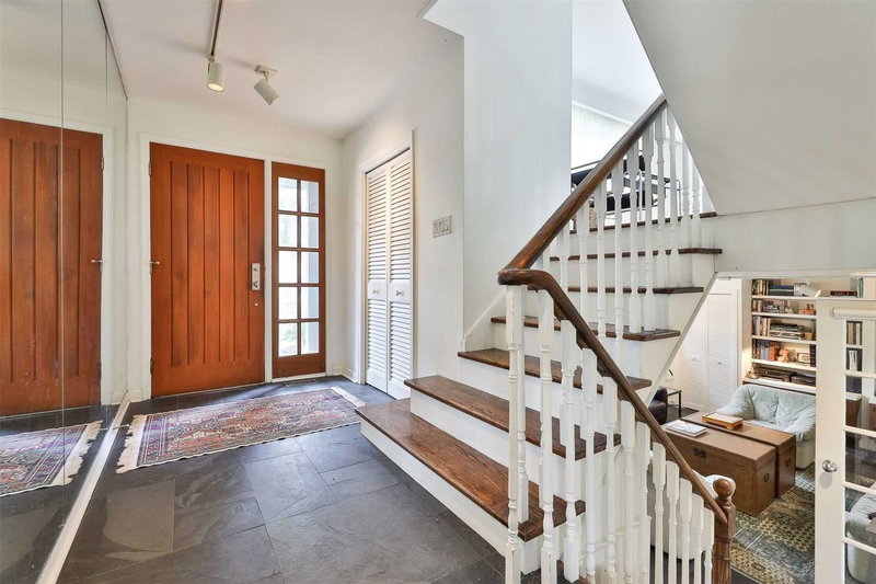 9 Alderdale Crt, Toronto, M3B2H8 | Image 3