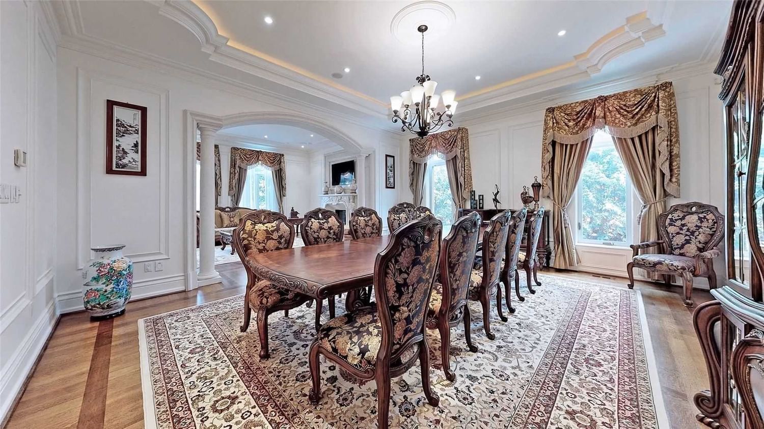 Listing Image 10