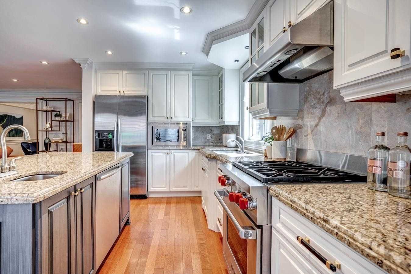 Listing Image 15