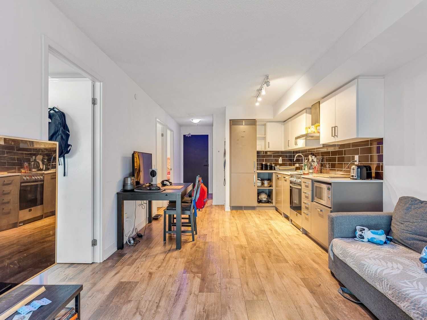 Listing Image 21