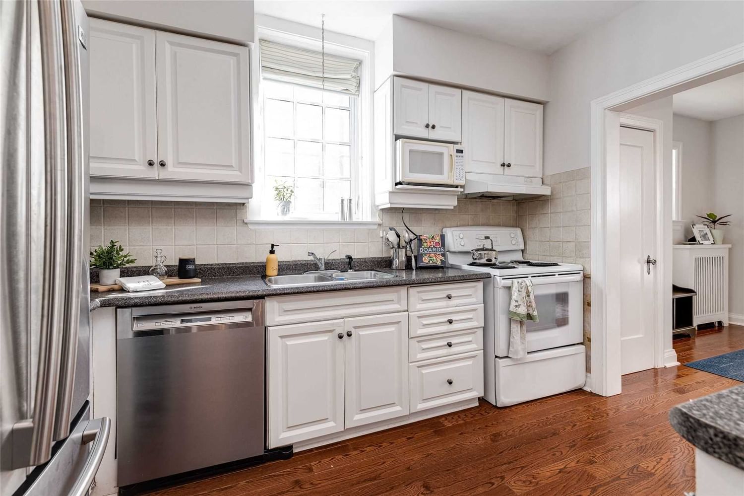 Listing Image 13