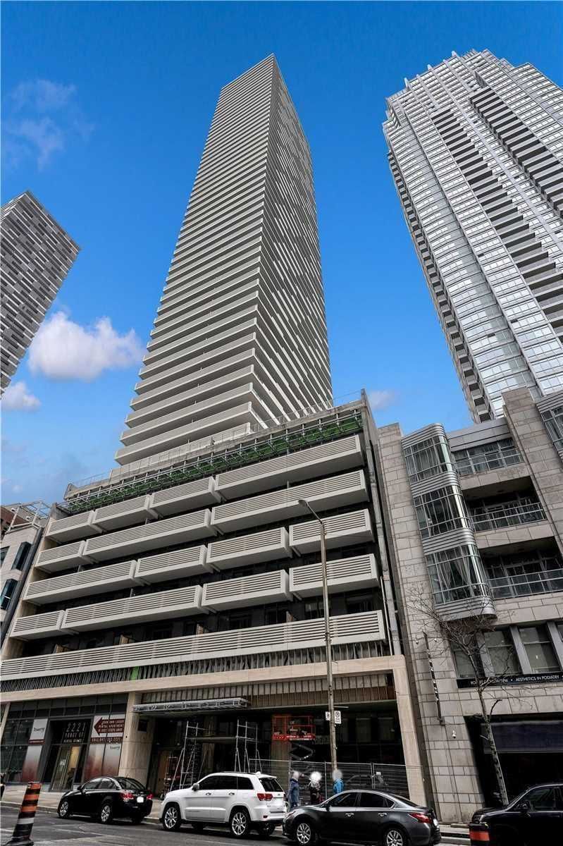 3402 - 2221 Yonge St, Toronto, M4S2B4 | Image 2