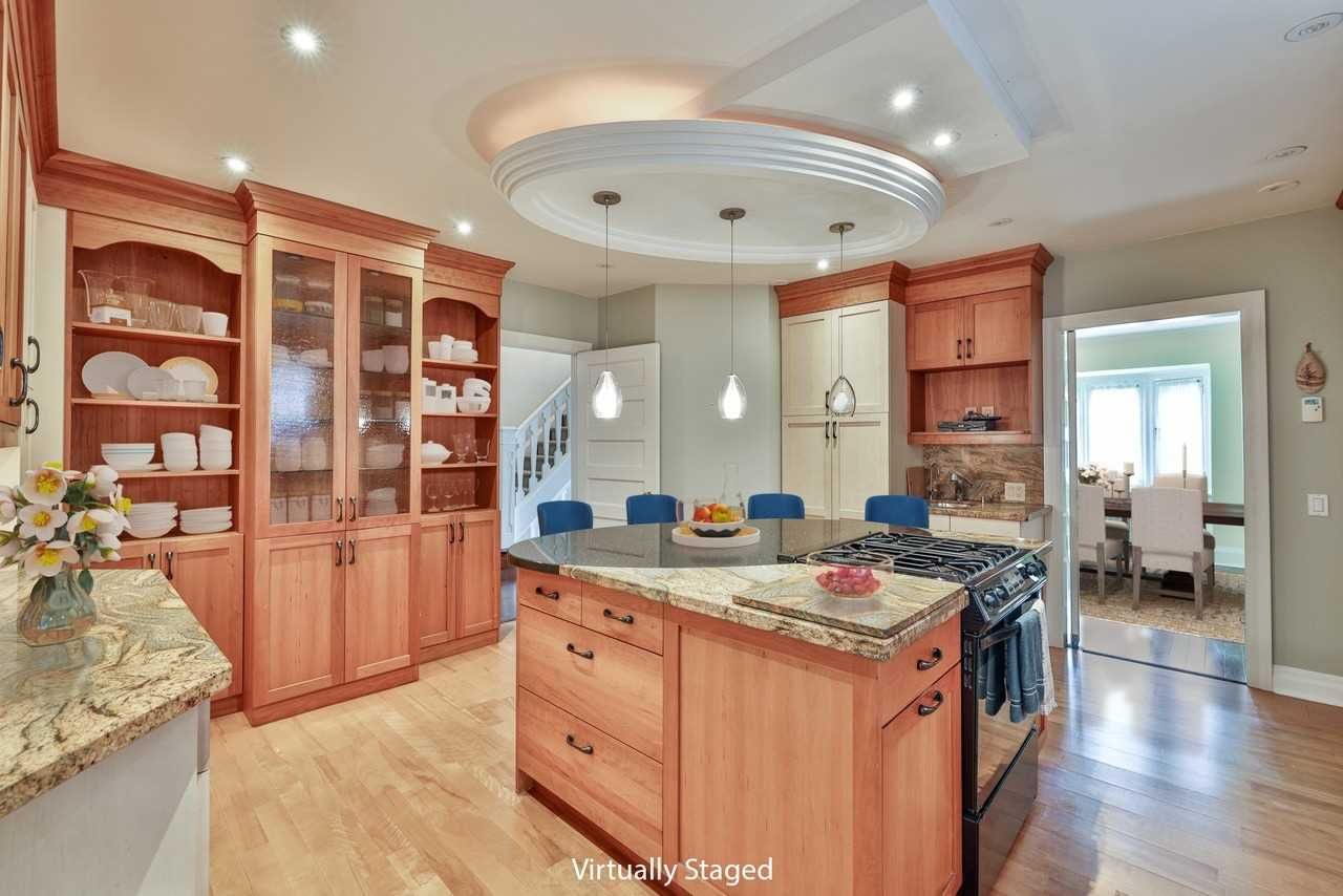 Listing Image 7