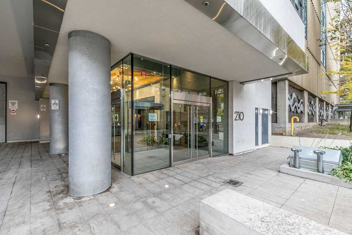 Condo leased at 1008-210 Simcoe Street, Toronto, Kensington-Chinatown, M5T1T4 - MLS: C5802096