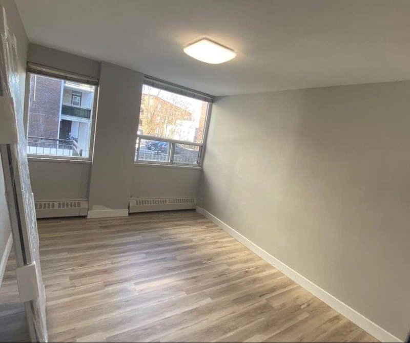 503 - 105 Raglan Ave, Toronto, M6C 2K7 | Image 3