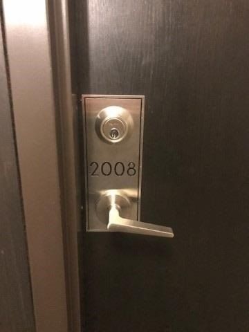Room2