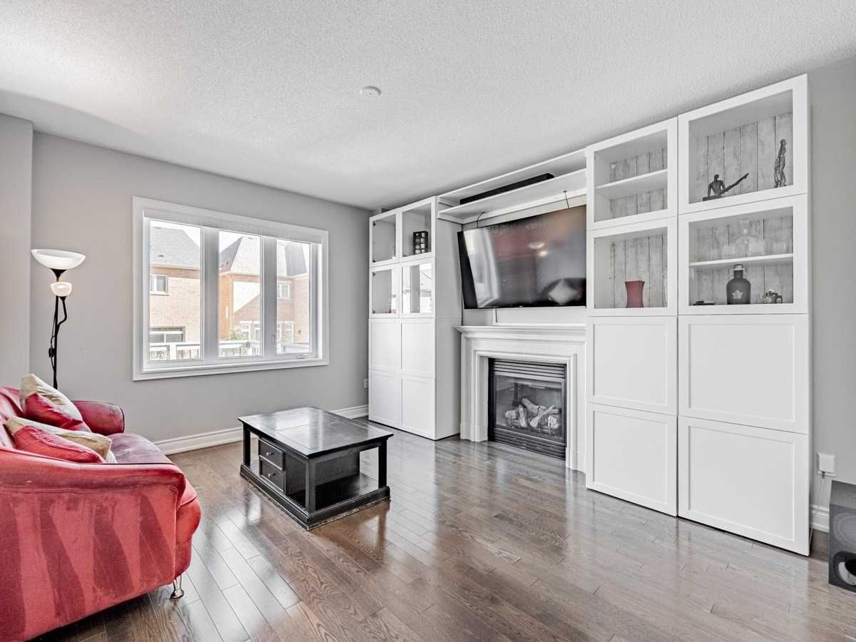 Listing Image 16