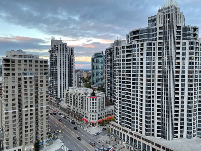 2316 - 75 Canterbury Pl, Toronto, M2N0L2 | Image 3