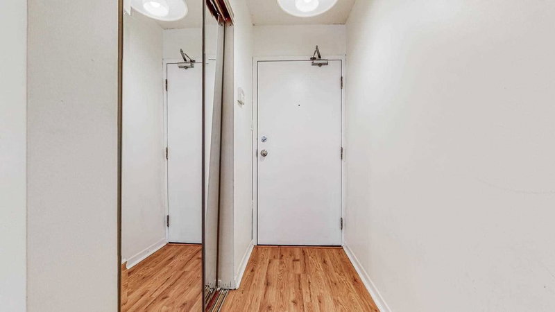 Room2