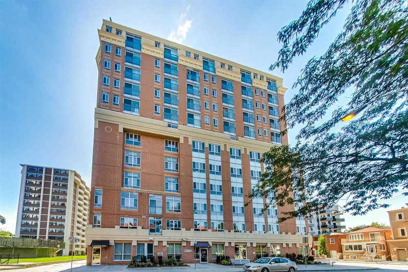 212 - 15 Maplewood Ave, Toronto, M6C4B4 | Image 2