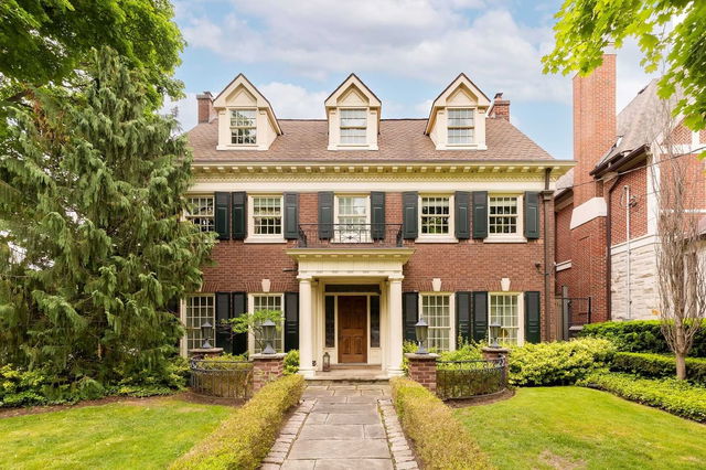 11 Dewbourne Avenue