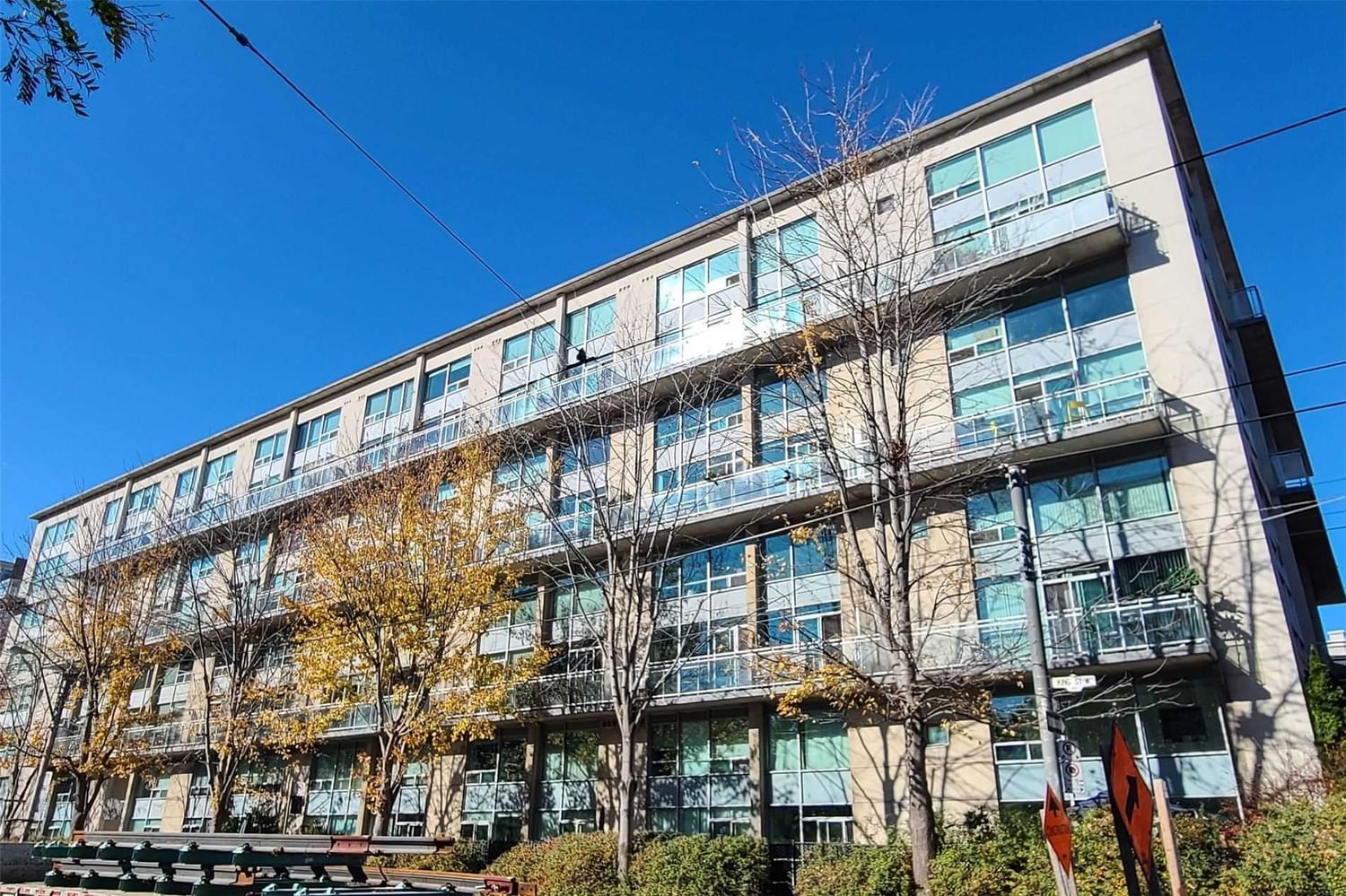 Listing Image 2
