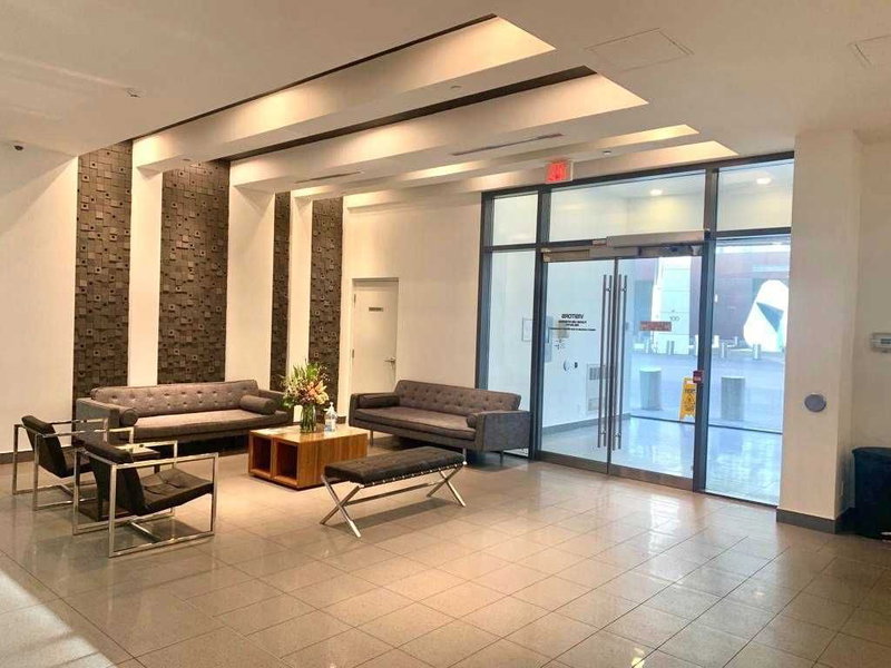 1015 - 20 Bruyeres Mews, Toronto, M5V0G8 | Image 3