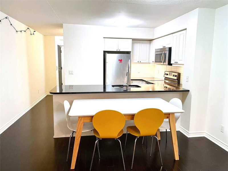 702 - 19 Grand Trunk Cres, Toronto, M5J3A3 | Image 2