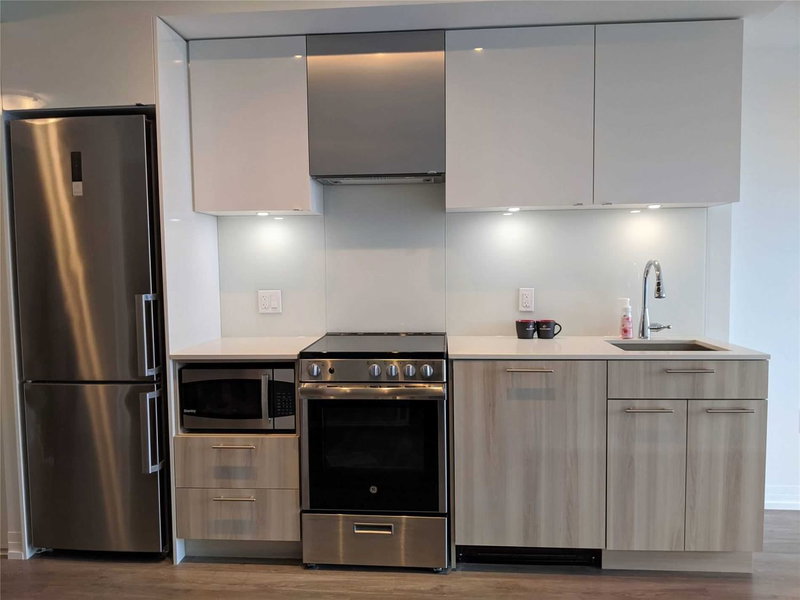 3302 - 251 Jarvis St, Toronto, M5B0C3 | Image 2