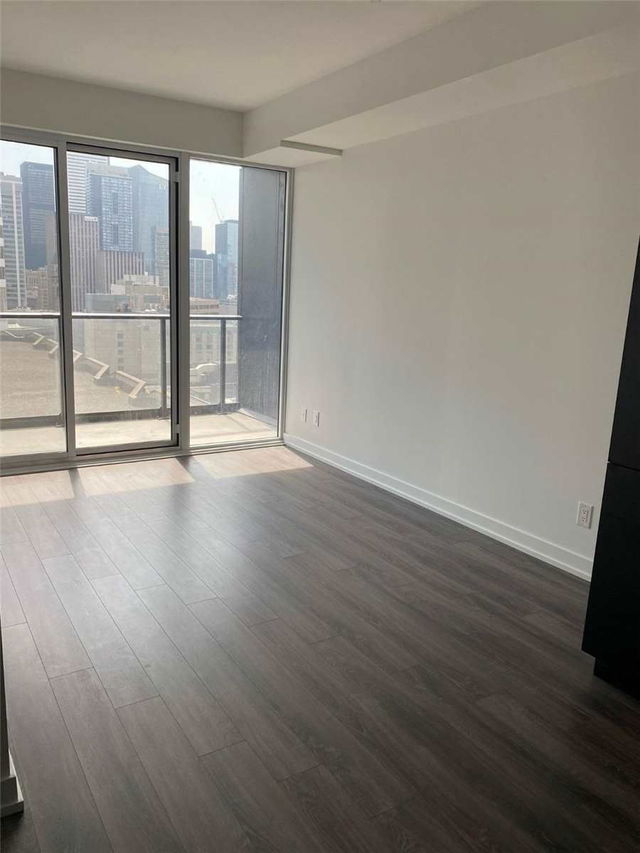 1807 - 20 Edward Street