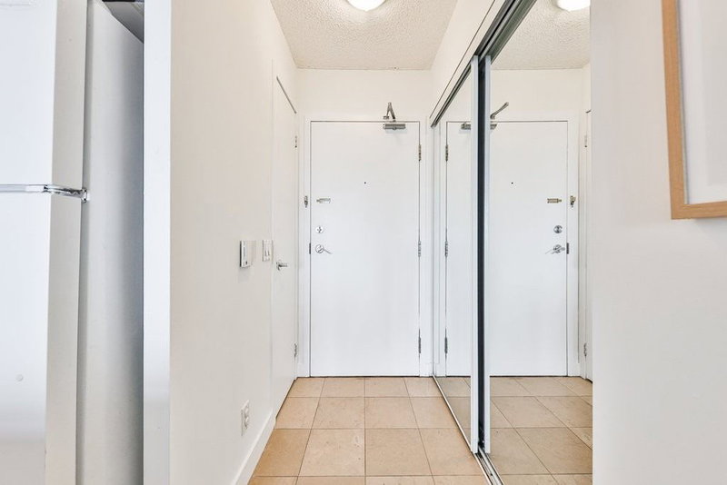 Room2