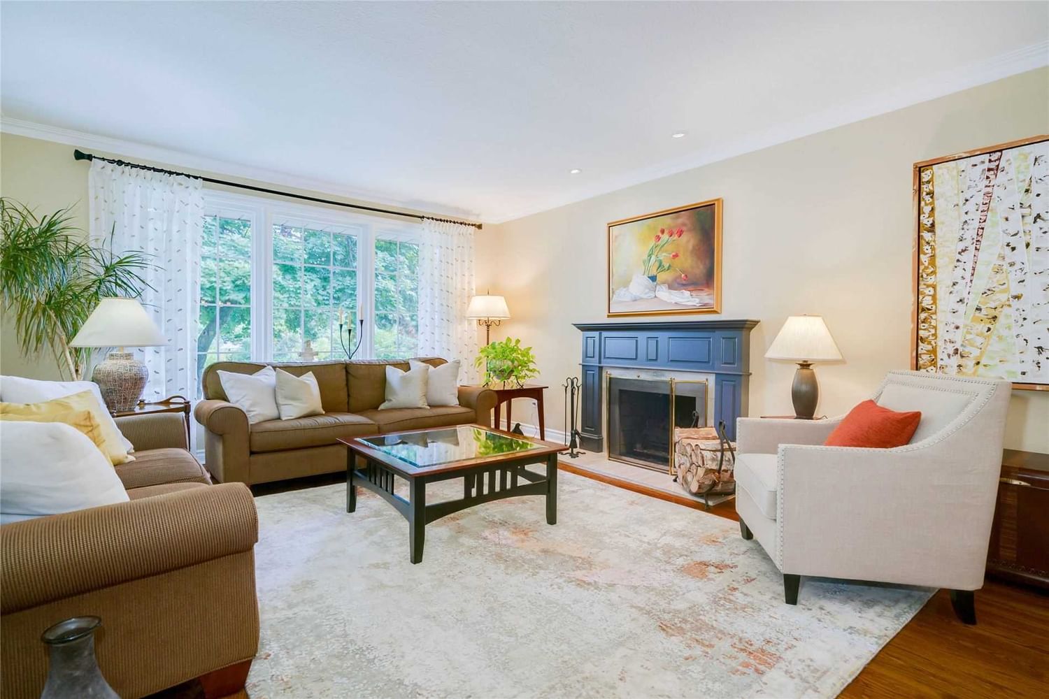 Listing Image 2