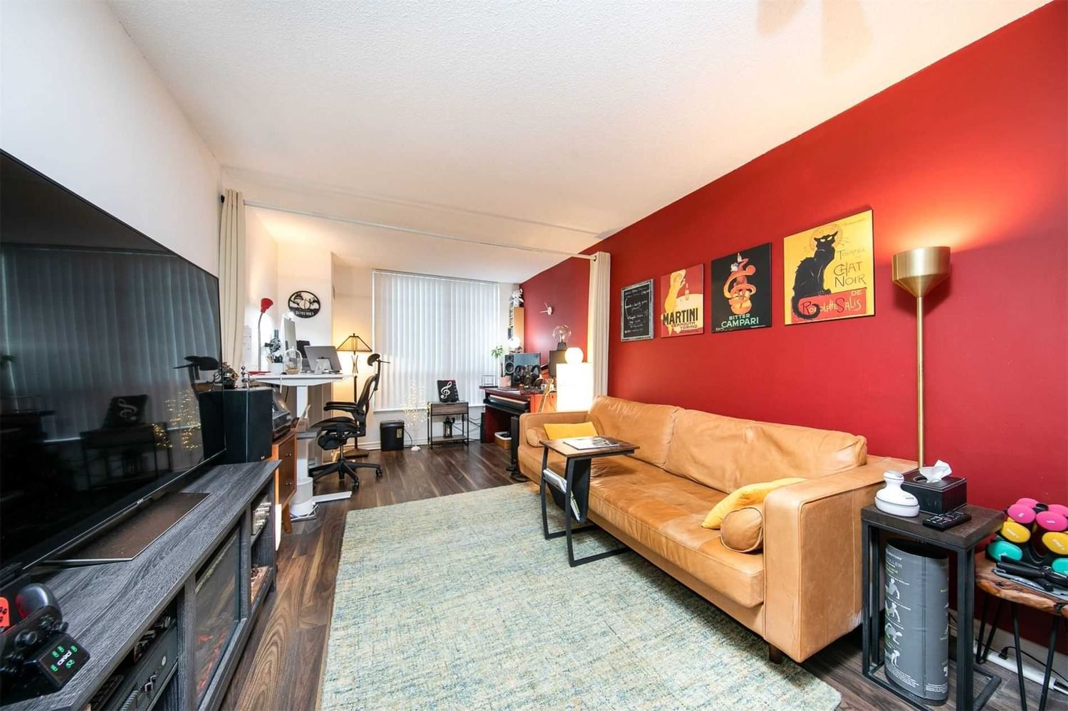 Listing Image 7