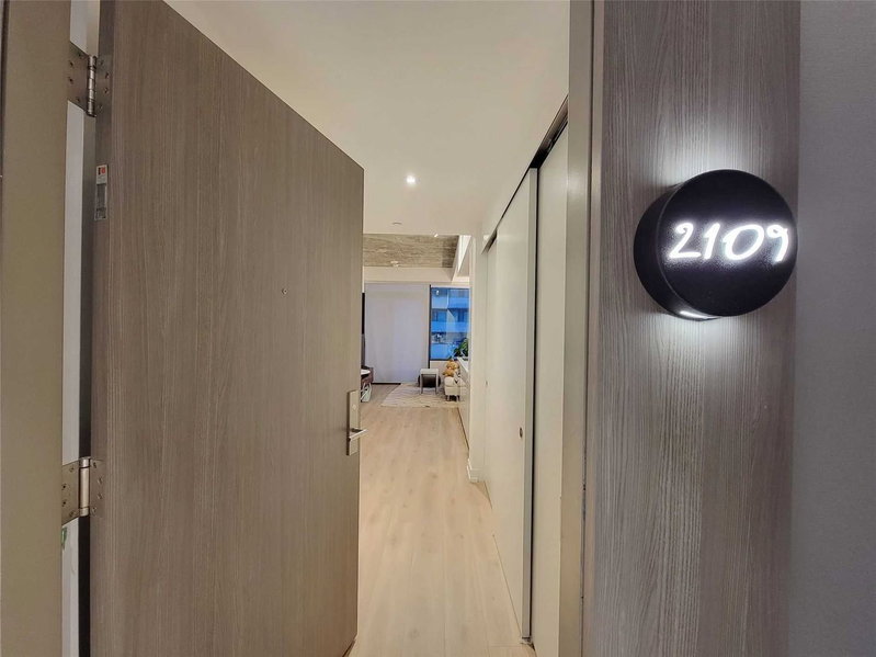 Room1