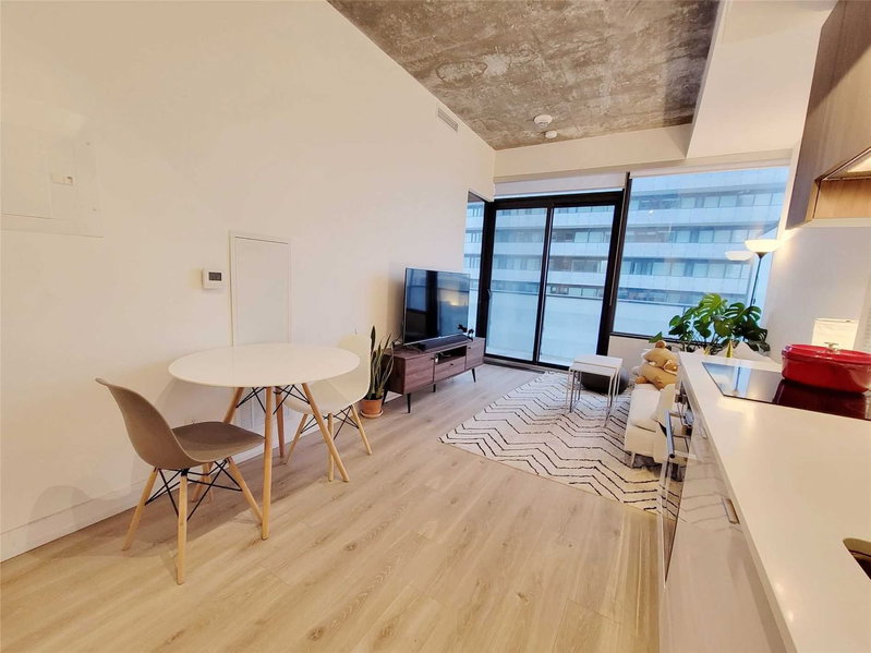 Room2