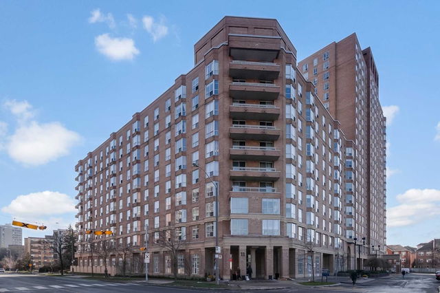 906 - 11 Thorncliffe Park Drive