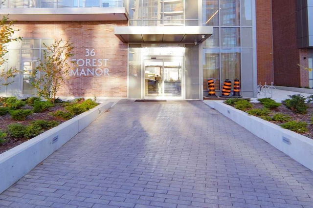 202 - 36 Forest Manor Road