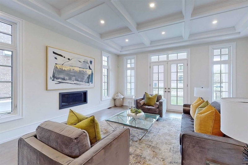 29 Ballyconnor Crt, Toronto, M2M4C6 | Image 3