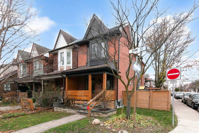 954 Shaw St, Toronto, M6G3M6 | Image 2