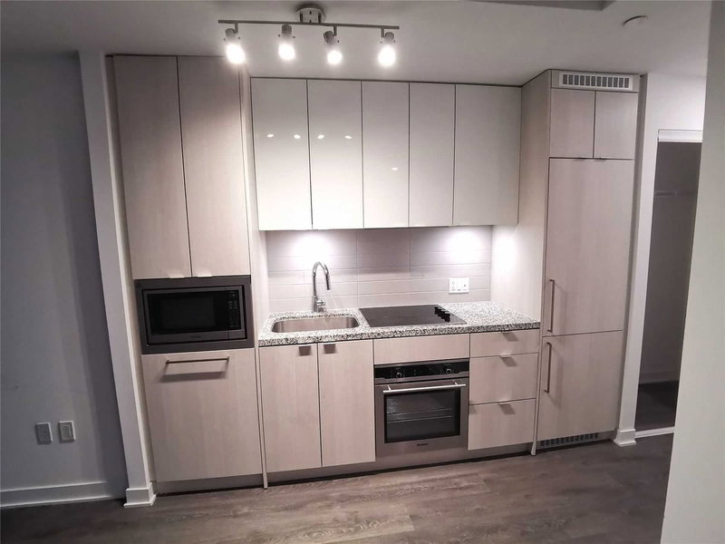 3301 - 125 Blue Jays Way, Toronto, M5V0N5 | Image 2