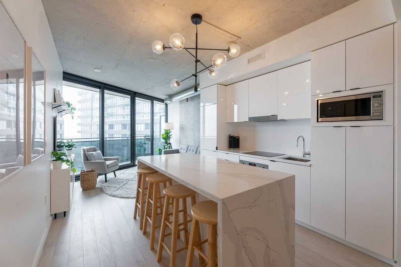 712 - 21 Lawren Harris Sq, Toronto, M5A0T4 | Image 2