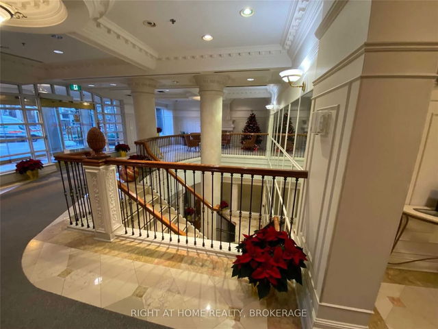 2316 - 18 Sommerset Way