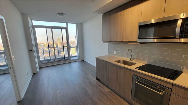 3306 - 32 Forest Manor Road