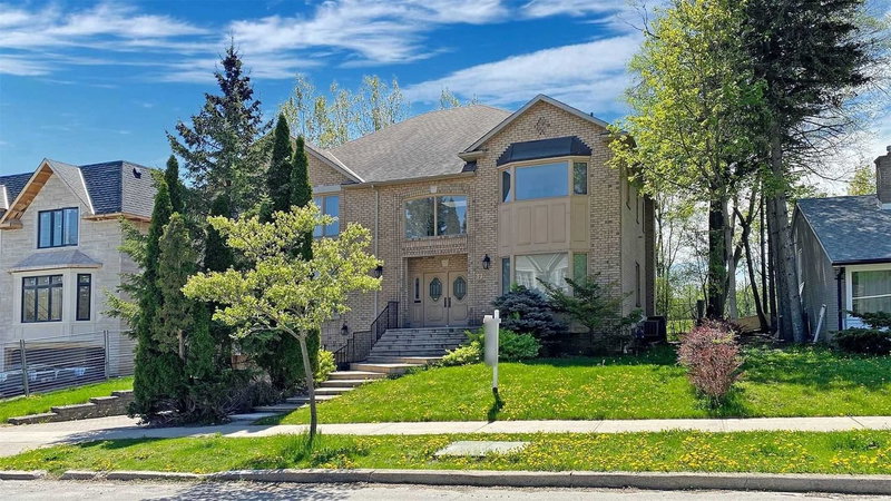 37 Rippleton Rd, Toronto, M3B 1H4 | Image 2