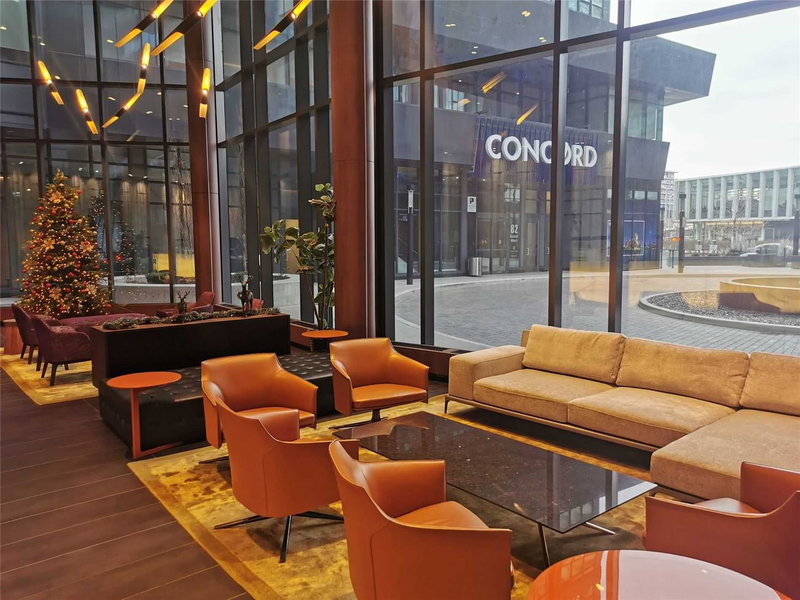 612 - 70 Queens Wharf Rd, Toronto, M5V 0J2 | Image 2