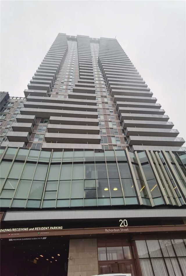 409 - 20 Richardson Street