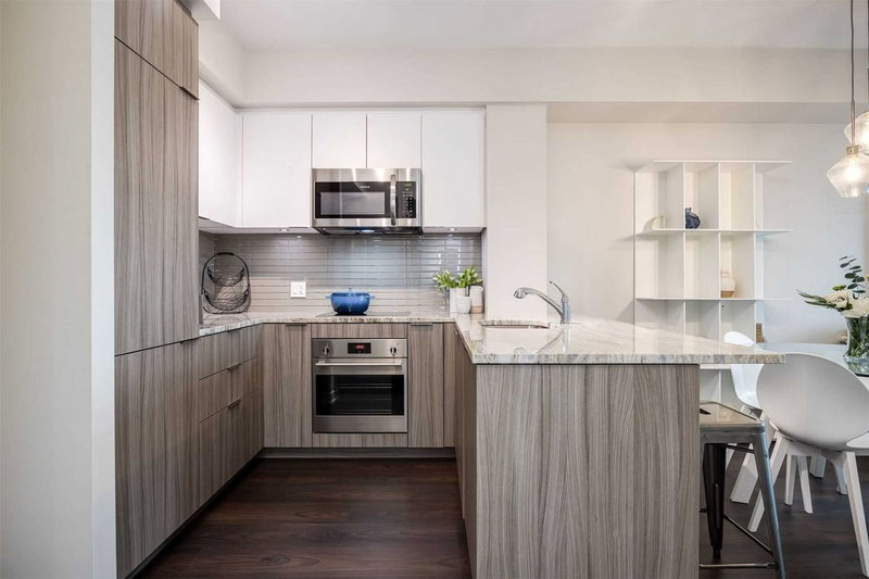 807 - 223 St Clair Ave W, Toronto, M4V 1R3 | Image 3