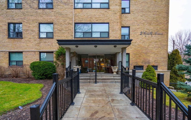 209 - 2 Ridelle Avenue, Toronto | Sold, C5864454 | Condos.ca