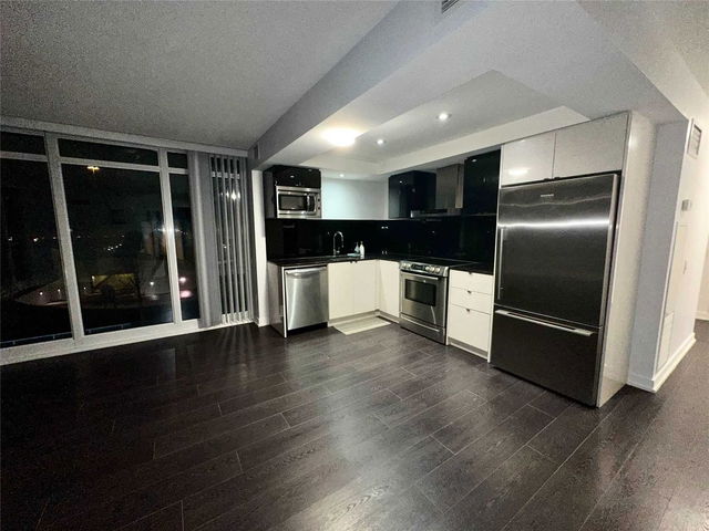 208 - 121 Mcmahon Drive